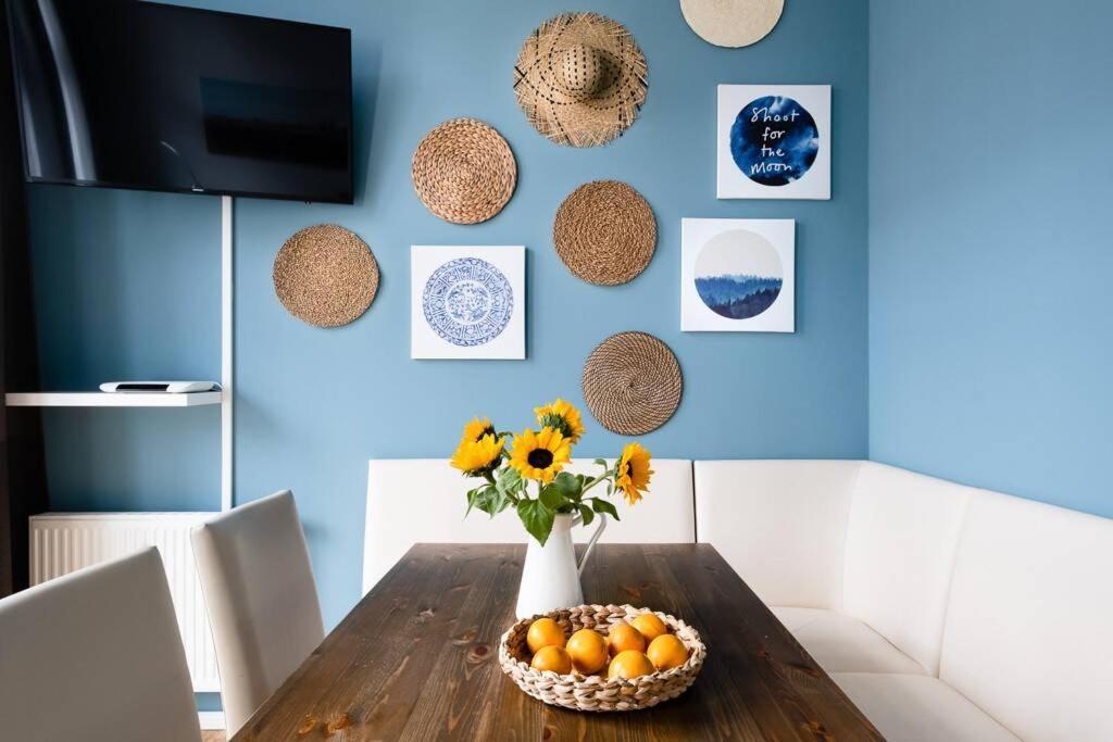 Sc 05 By Rockchair Apartments L Superhost Status L 2 Bedrooms Boxspringbeds Balcony Elevator - Cozy Family & Business Flair Welcomes You! Berlin Exteriör bild