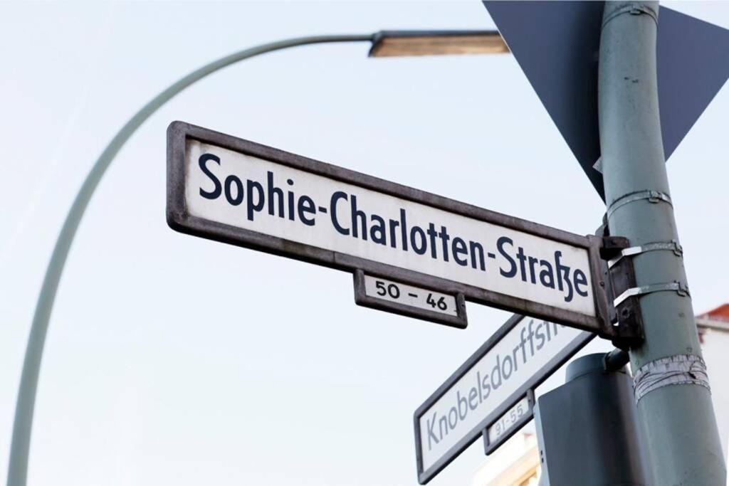 Sc 05 By Rockchair Apartments L Superhost Status L 2 Bedrooms Boxspringbeds Balcony Elevator - Cozy Family & Business Flair Welcomes You! Berlin Exteriör bild