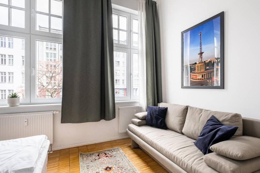Sc 05 By Rockchair Apartments L Superhost Status L 2 Bedrooms Boxspringbeds Balcony Elevator - Cozy Family & Business Flair Welcomes You! Berlin Exteriör bild